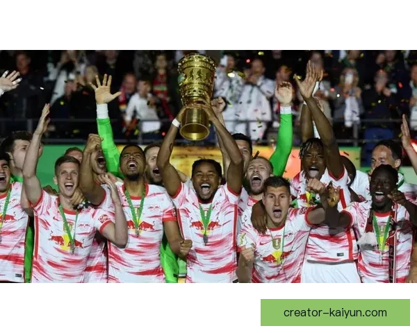 德甲前锋转会动态：多位锋线球员今夏去向成焦点